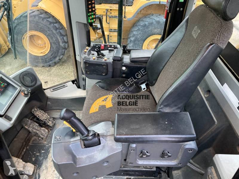 Shovel Caterpillar 972M