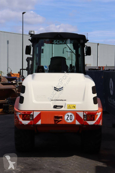 Pala cargadora Schaeff L100