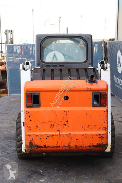 Shovel Bobcat