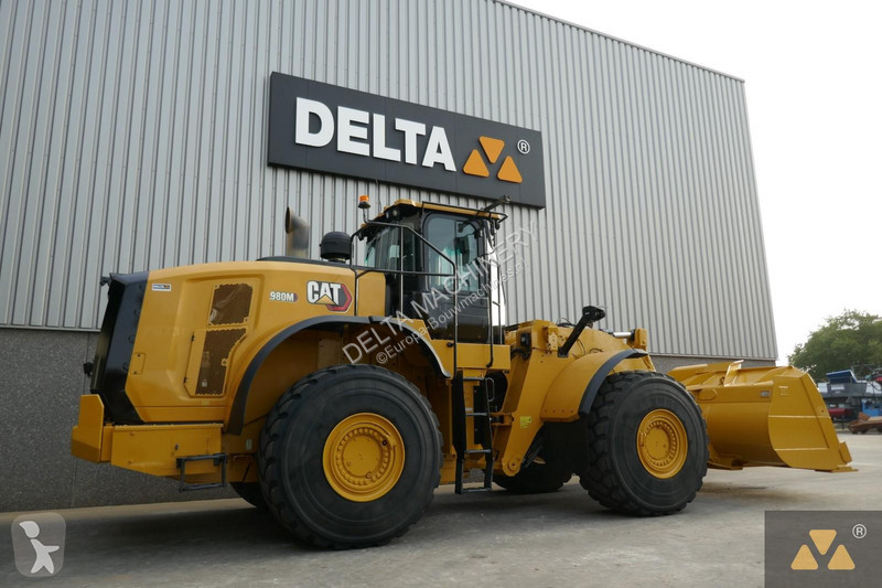 Nakladač Caterpillar 980M