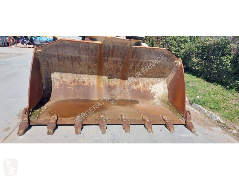 Nakladač Caterpillar 972M XE