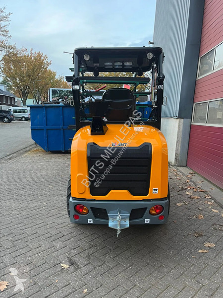 Læssemaskine Giant G2700 HD