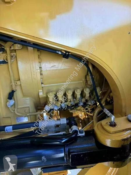 Nakladač Caterpillar 982