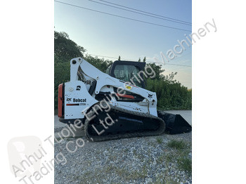 Nakladač Bobcat