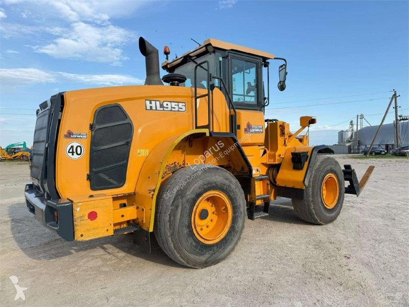 Nakladač Hyundai HL 955