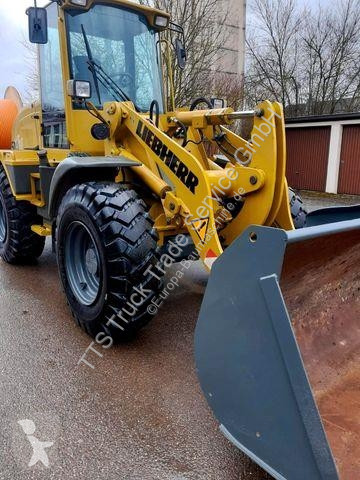 مُحمّلة Liebherr L 514 kein 509 518 524 538...