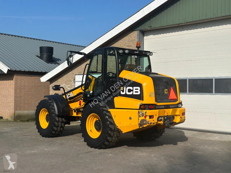 Chargeuse JCB s agri