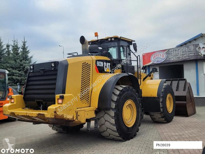 Chargeuse Caterpillar 982M