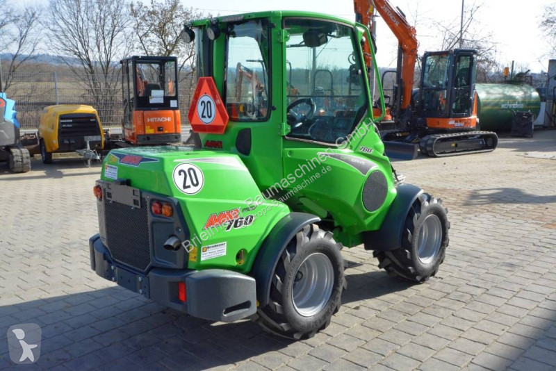 Nakladač  760 I