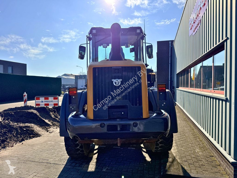 Nakladač Case 521G XR Shovel