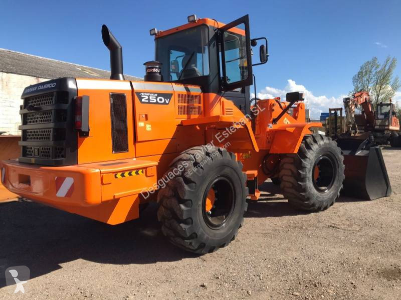 Фронтальный погрузчик Doosan M250V
