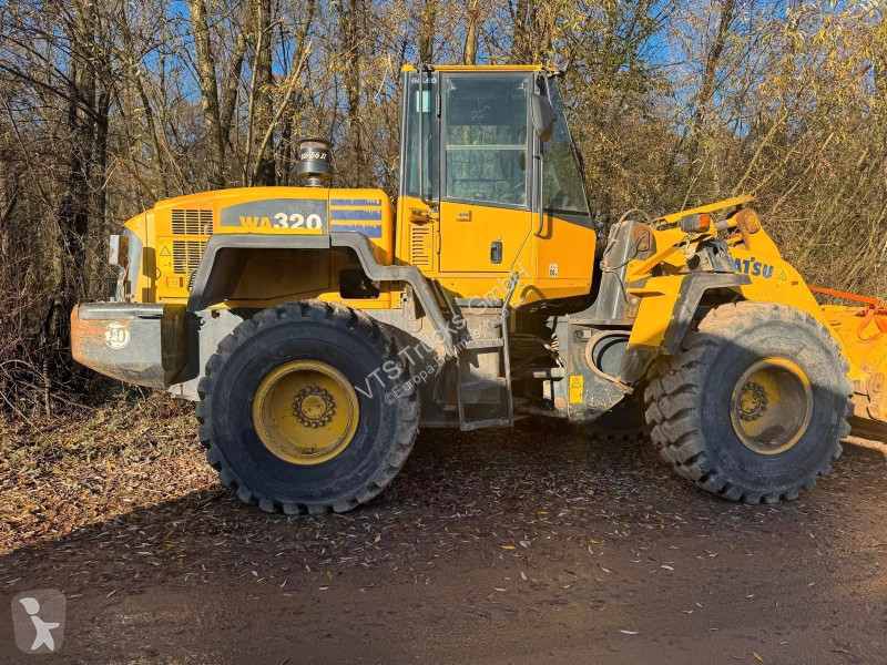Incarcator Komatsu WA 320Radlader inkl. Schaufel