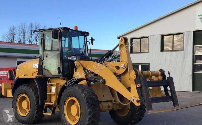 Nakladač Caterpillar  914 M