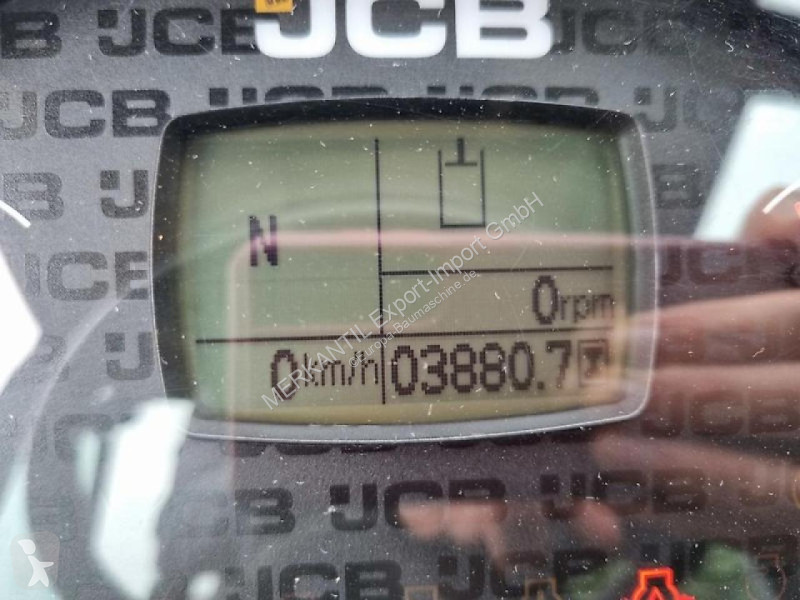 مُحمّلة JCB KOMPAKTRADLADER  AGRI