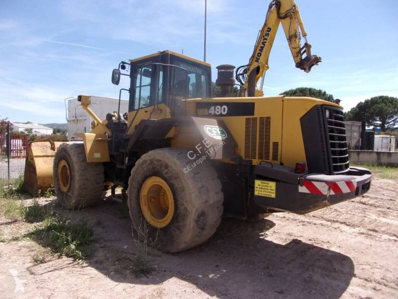 Nakladač Komatsu