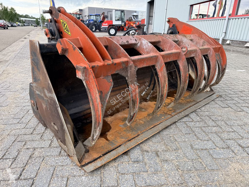 Utrustning  Hoogkiepbak 220