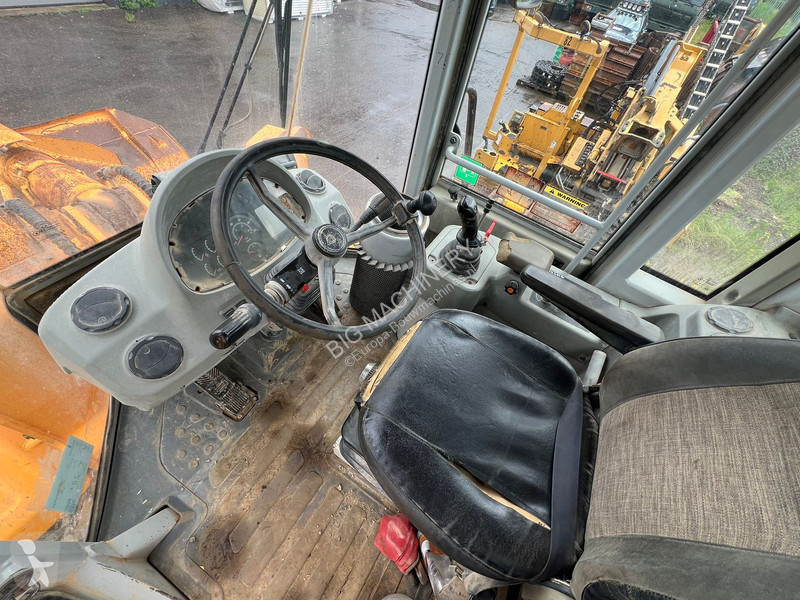 مُحمّلة Hyundai HL757-7