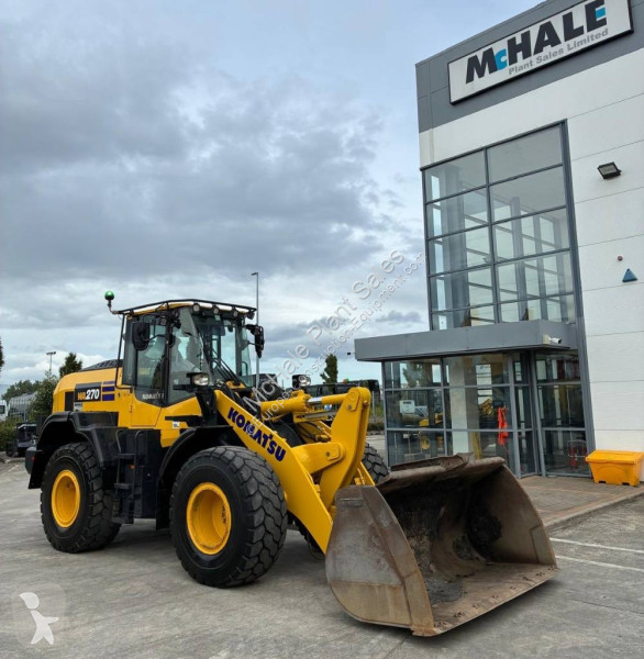 Chargeuse Komatsu WA 270-8