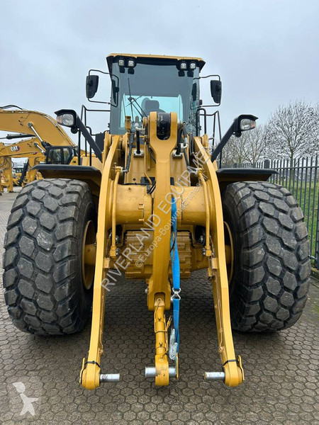 مُحمّلة Caterpillar GC wheel loader Demo 650 hours