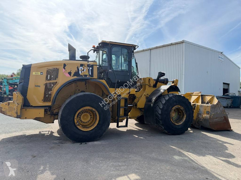 Nakladač Caterpillar 972 M