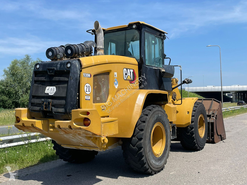 Pala Caterpillar M