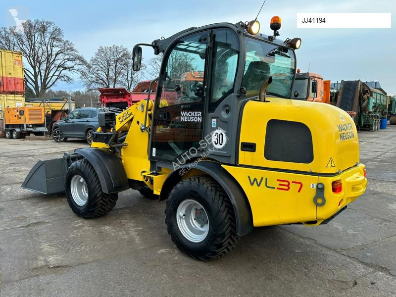 Nakladač Weidemann WL37
