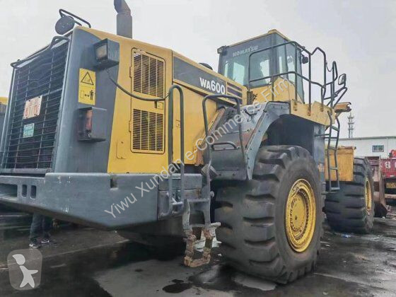 Nakladač Komatsu WA600-6
