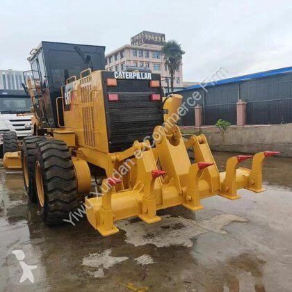 مُحمّلة Caterpillar 140K
