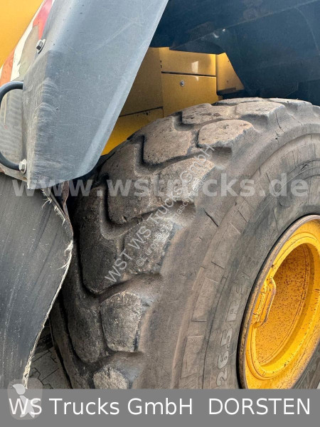 Nakladač Komatsu 4706 9t Schaufel Waage LED
