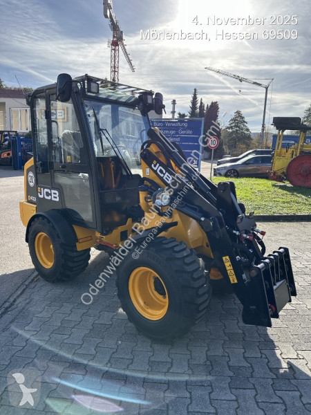 Nakladač JCB N-