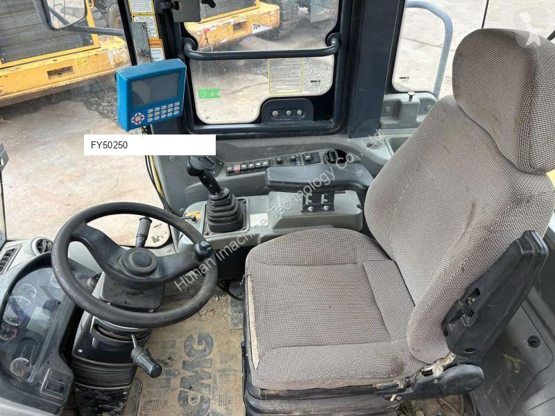 Фронтальный погрузчик XCMG 500