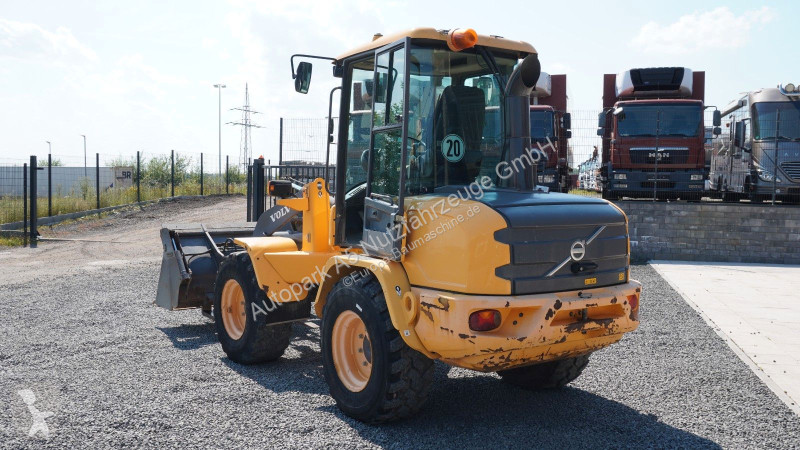 مُحمّلة Volvo G Radlader Gabel Schaufel 7200 Kg