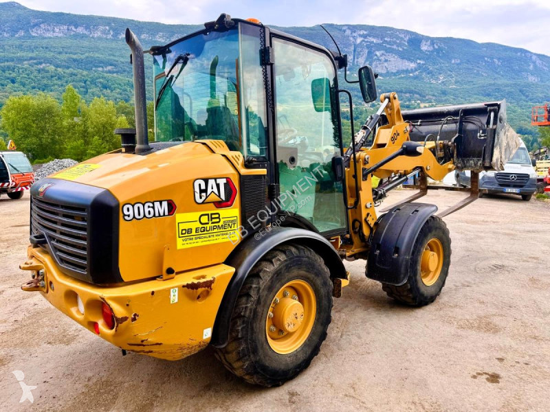 مُحمّلة Caterpillar M Chargeuse sur pneus 6T