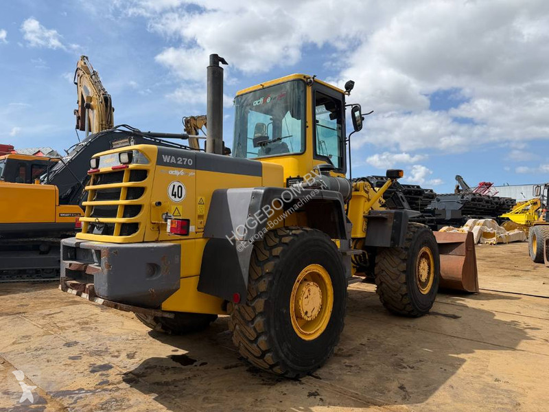 Nakladač Komatsu 2703