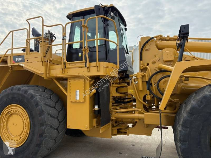 Nakladač Caterpillar 988H