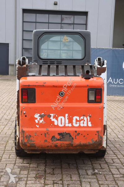 Nakladač Bobcat