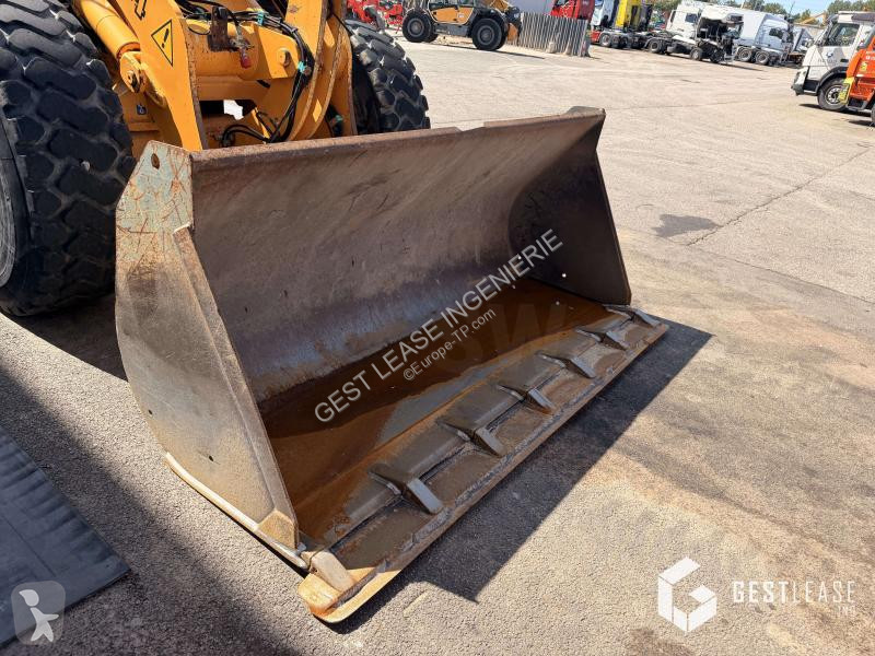 Nakladač Liebherr  L514