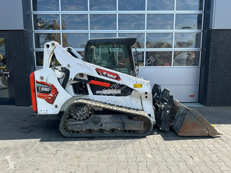 مُحمّلة Bobcat T590 | Joystick | HF