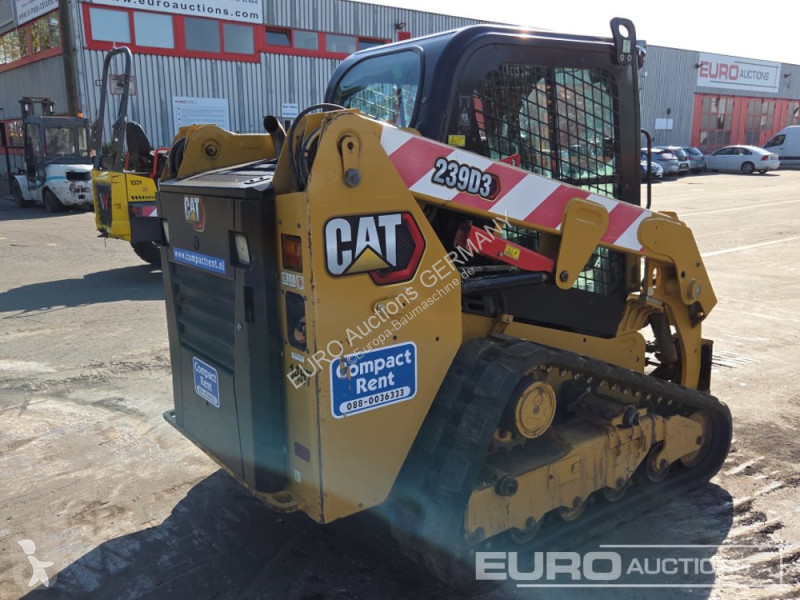 Pala Caterpillar 239D3
