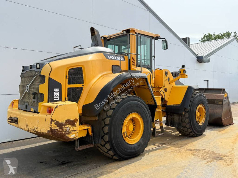 Nakladač Volvo - Automatic Greasing / Camera