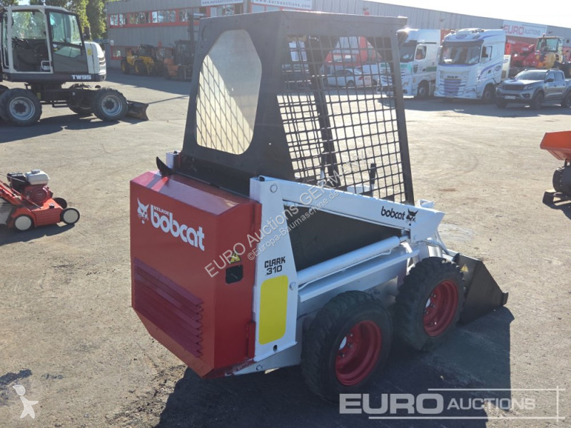 مُحمّلة Bobcat 310