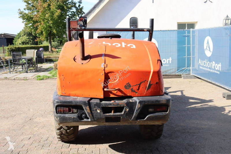 مُحمّلة Kubota R065