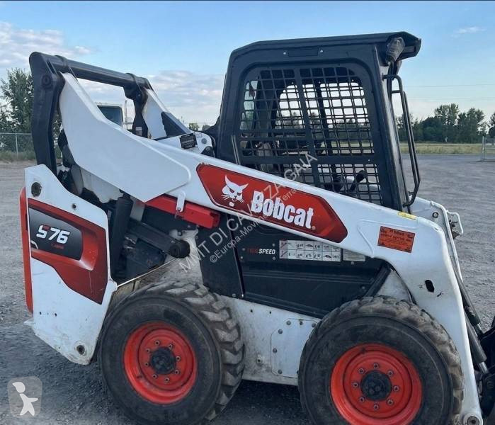 Pala cargadora Bobcat S76