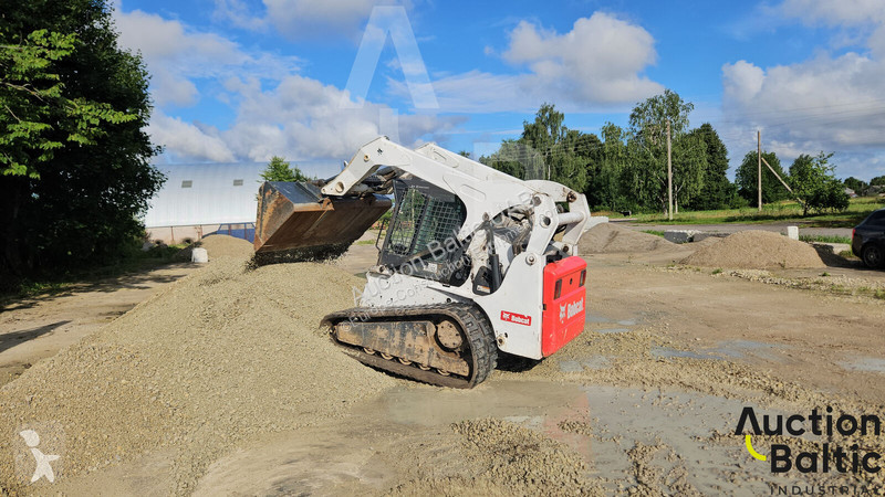 Фронтальный погрузчик Bobcat