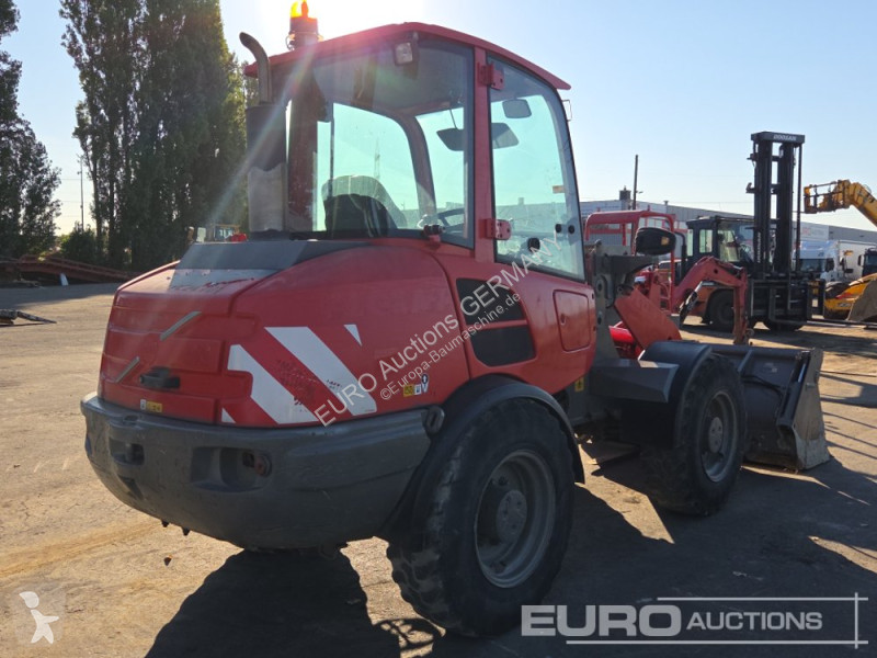 Nakladač Volvo L28F