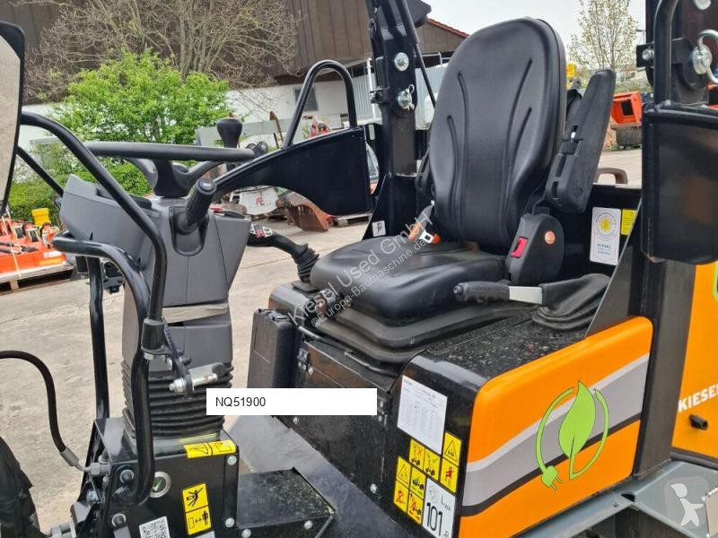 Pala cargadora Giant G2700E X-Tra