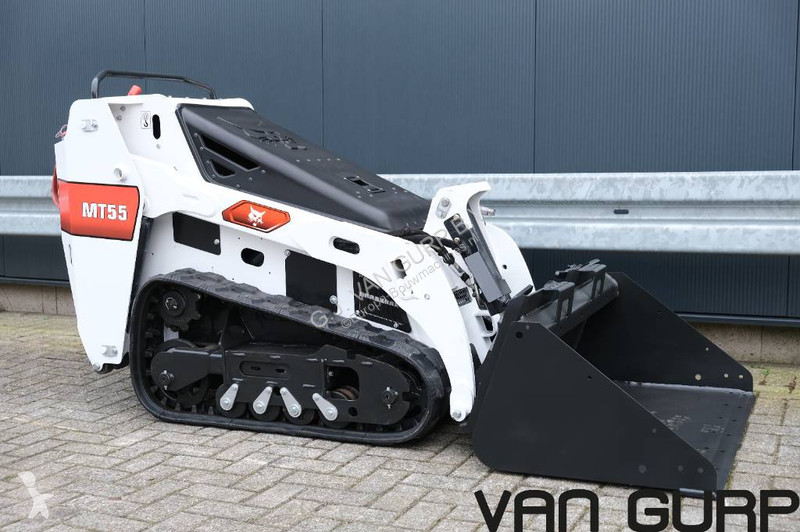 Pala cargadora Bobcat | | 2022 | 211h