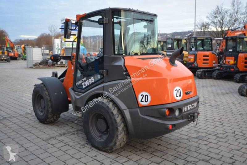 Incarcator Hitachi 956 C