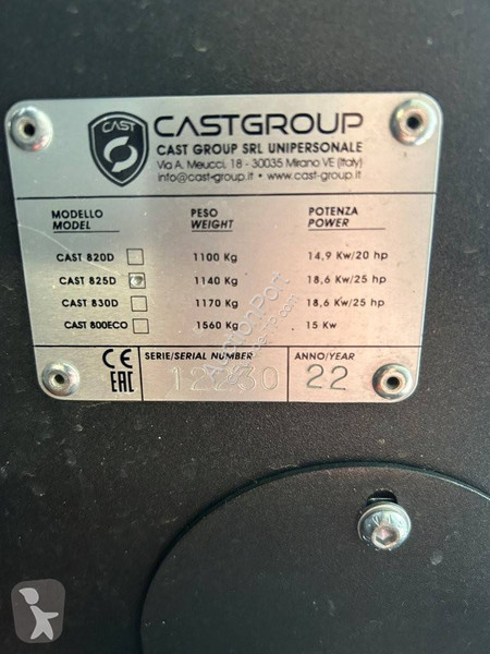 Incarcator  825D