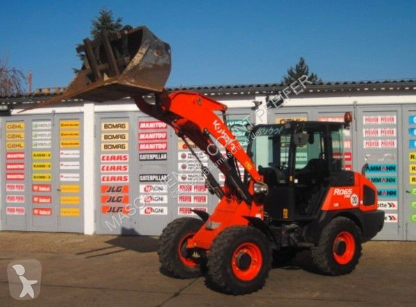 Фронтальный погрузчик Kubota KUBOTA R065 HW...